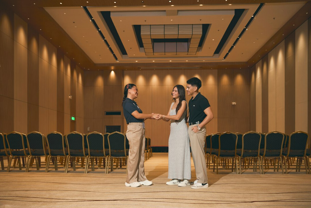 green meeting room